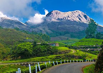 munnar-lake